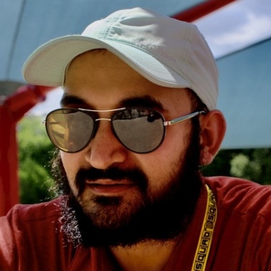 Mustafa Husain